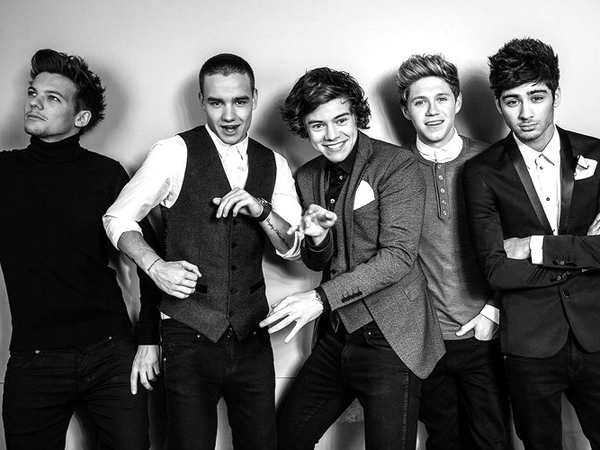 Wah, One Direction Selalu Mandi Bersama Saat Tur?